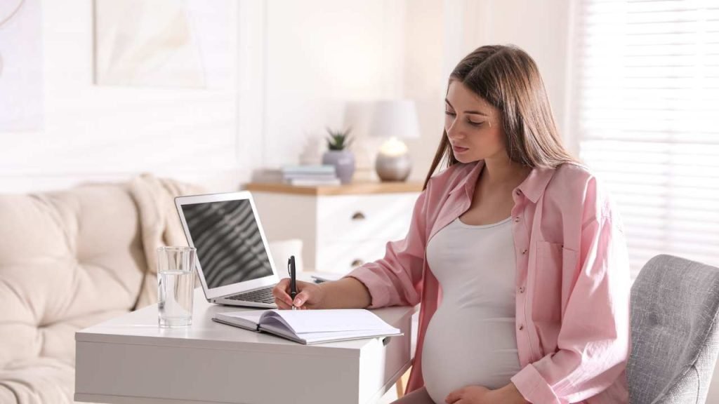 Amparo a mujeres embarazadas con Contrato de Prestación de Servicios