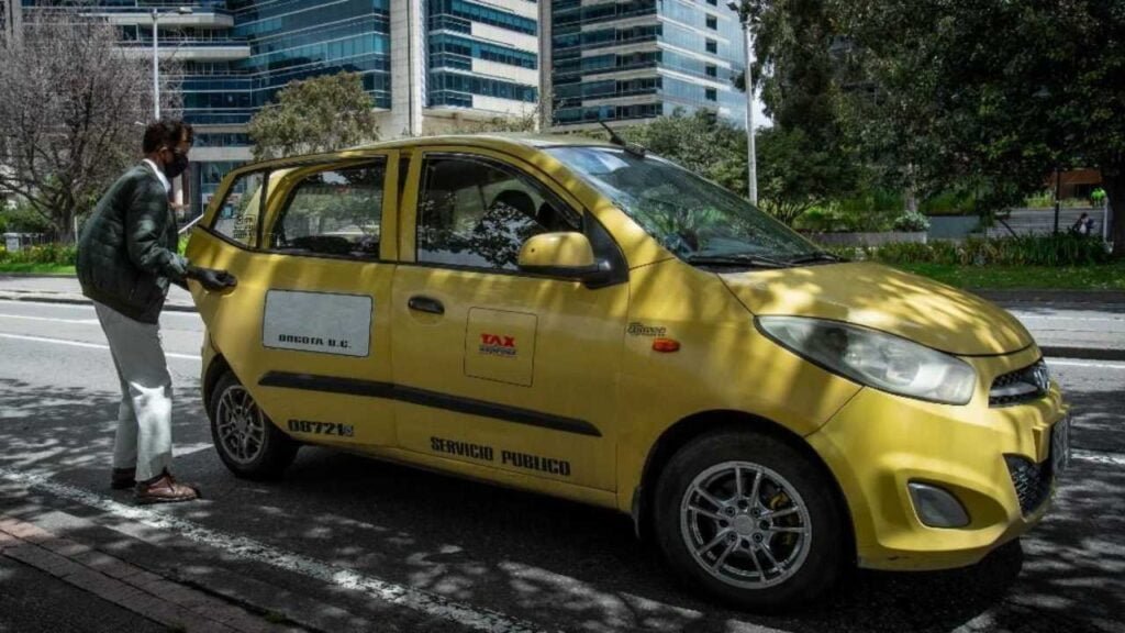 «Por allá no voy» podría costar $1.740.000 de multa a taxistas